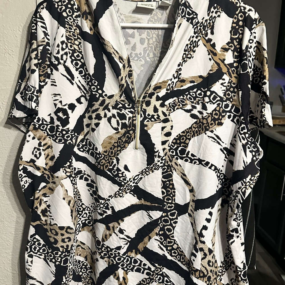 Chic Animal Print Women's Top plus size 4